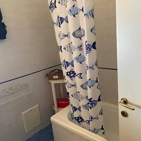 아파트 Smeraldo Fronte Piscina 비냘레