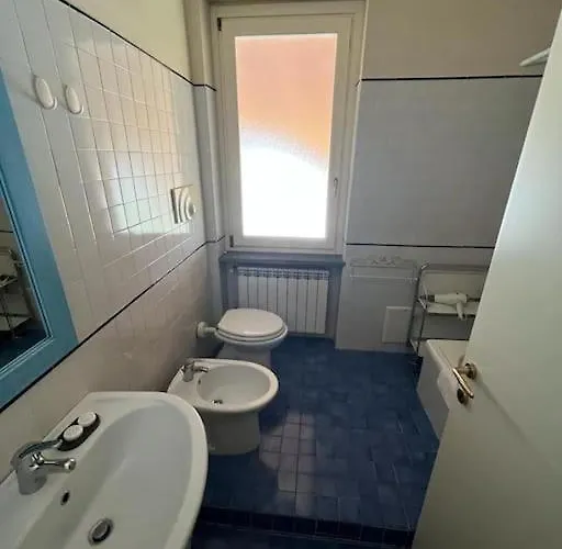 Smeraldo Fronte Piscina شقة Vignale